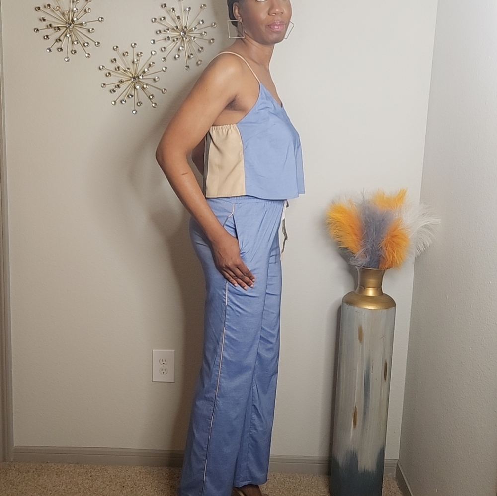 Effortless Edge Two-Piece Set - Picture 6 of 7